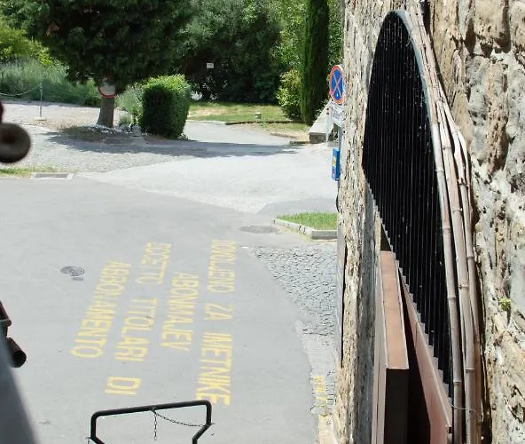 Walls Of And * ピラン